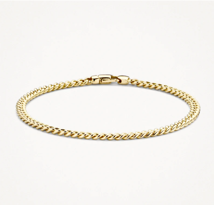 Deze moderne armband met gourmetschakels is gemaakt van 14k geelgoud en heeft een karabijnsluiting. Hij heeft een lengte van 18 cm en een doorsnede van 3,3 mm. Mooi op zichzelf maar ook goed te combineren met andere geelgouden sieraden uit onze collectie.